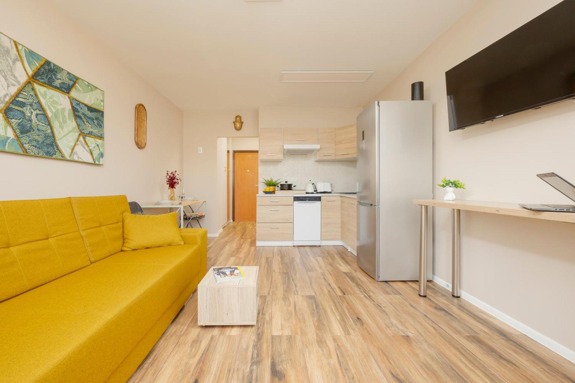 Zoliborz Modern Apartment 8Th Floor By Noclegi Renters Varsavia Esterno foto