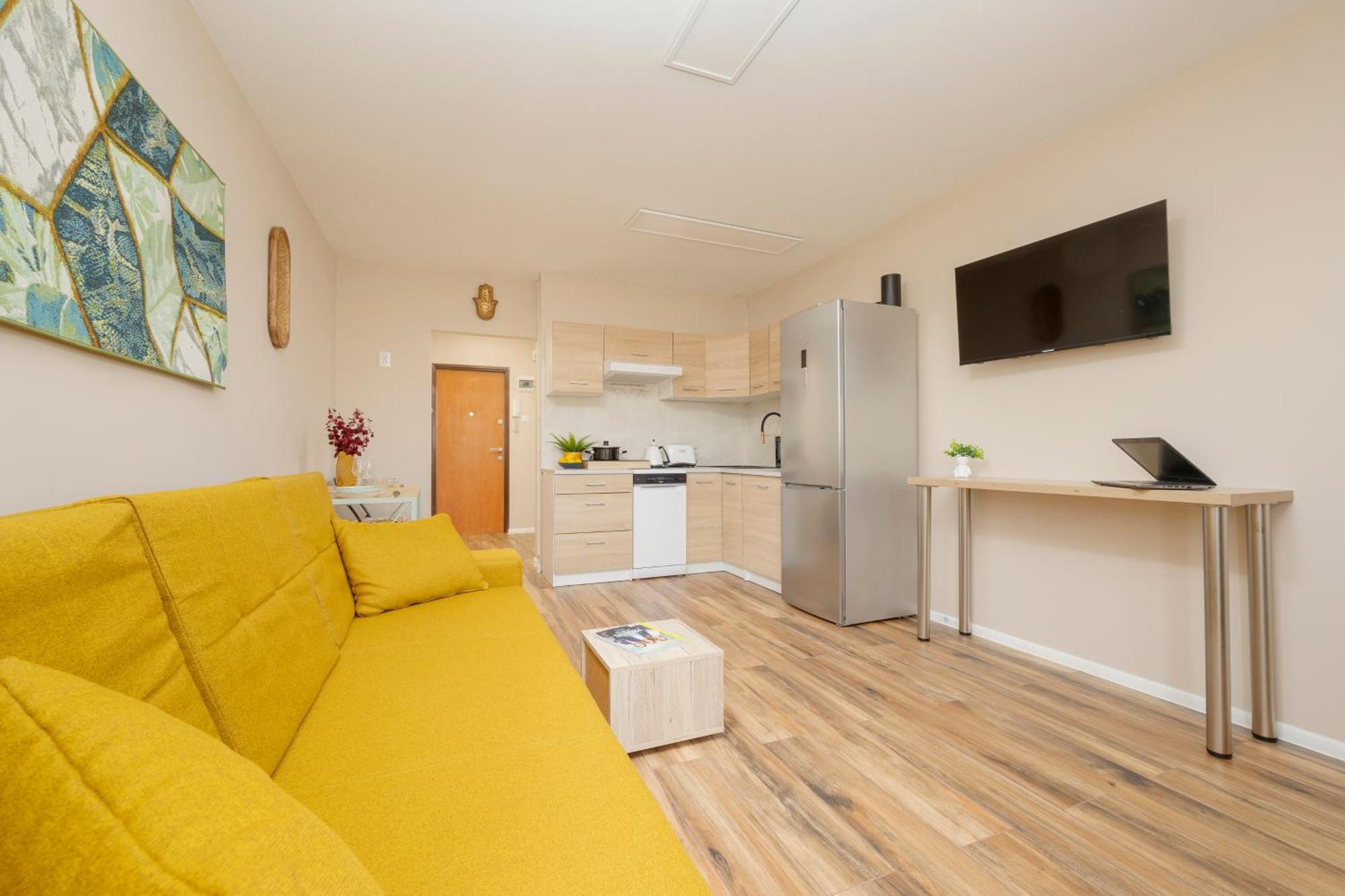 Zoliborz Modern Apartment 8Th Floor By Noclegi Renters Varsavia Esterno foto